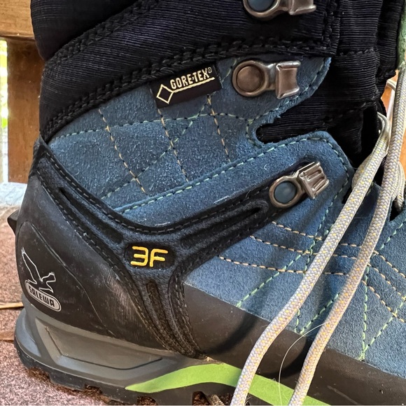 Salewa Gortex 3F Snowshoe compatible Hiking Boots - Picture 8 of 10